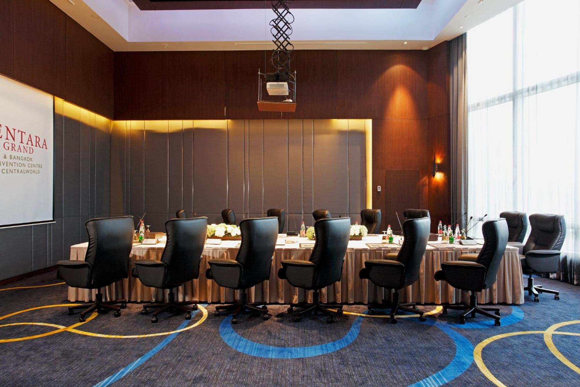 Centara Grand At Centralworld Bangkok Exterior foto Meeting room